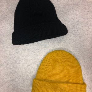 2 Kids Beanies